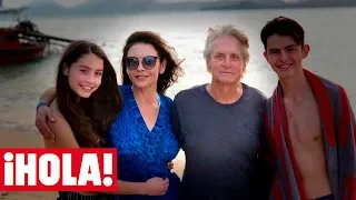 Así se divierten Michael Douglas y Catherine Zeta-Jones con sus hijos