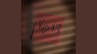 kiss xo