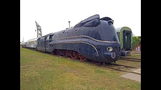 Dampflokomotiven Katastrophenzug Draisine Stromlinienlokomotive Schienenbus zum Lokfest Staßfurt 23