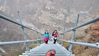 😱Most dangerous cliff way to the village |  Chinese Cliff Village Life