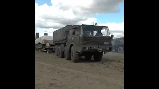 Кировец К 700 тянет ТАТРУ 813 с прицепом!!!