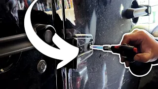 Jeep Door Hinge Removal TRICK from the Pros