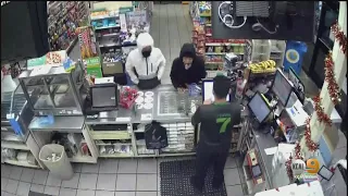 Police Looking For Armed Robbers Who Targeted Four Seven-Elevens