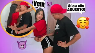 PR0VOQUEI ELE DENTRO DO BANHEIR0 !! *VEJA A REAÇÃO DELE*