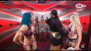 Confrontacion entre Bayley, Dakota Kai, Iyo Sky, Bianca, Alexa & Asuka - WWE Raw Español: 15/08/2022