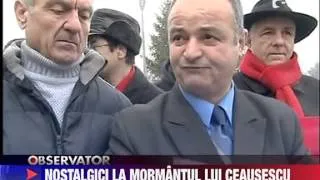 Pelerinaj la mormantul lui Nicolae Ceausescu 25 DECEMBRIE 2011