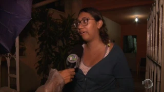 Chuva arrasta carros na zona Leste de Teresina