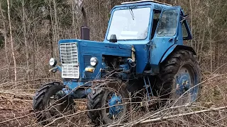 MTZ-82 dubļos