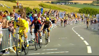 Wout van Aert's SENSATIONAL solo attack | Tour de France 2022 Stage 4