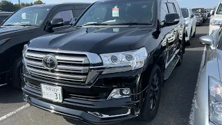 Toyota Land Cruiser ZX V8 Luxury Model Black Color | High Profile Made in Japan