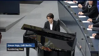 Simon Haje im Bundestag | Gedenkstunde für die Opfer des Nationalsozialismus | Ferenc Weiß: Nocturne