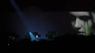 Roger Waters - Don't Leave Me Now & Another Brick In The Wall Part 3 - The Wall 2010 - Vancouver