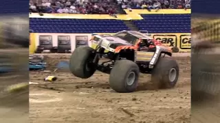 Monster Jam - Greatest Minneapolis Moments In History - Maximum Destruction