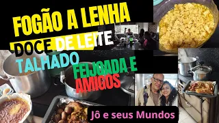 Doce de leite e feijoada no  fogão a lenha, frango assado com batatas de Casegas, Bolo de nata.