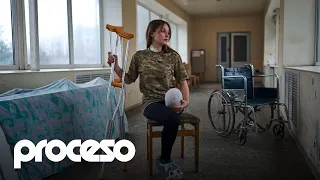 Ucrania, la soldada adolescente mutilada en el frente se adapta a la vida