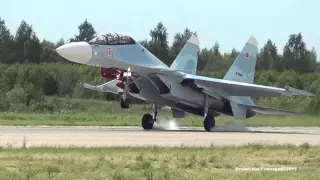 СУ-30 Посадка Кубинка 19.06.2015