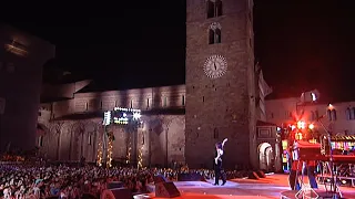 Alizée - J'en ai marre ! - Festivalbar Piazza del Duomo Pistoia-Toscana Italy June 20