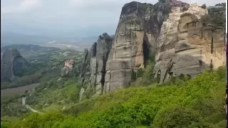 Meteora in Greece - Spectacular Landscapes and Monasteries