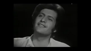 Joe Dassin - Mon Village Du Bout Du Monde (1970)