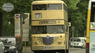 Alte Doppeldeckerbusse in Berlin