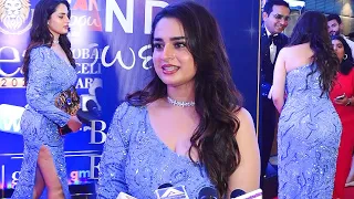 Ayesha Khan Flaunts Her Sassy Curves In Blue Shimmery Gown at Global Excellence Awards 2024