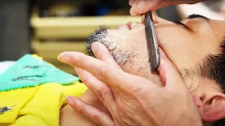 Experience Edo-style shaving at "Barber Yanagi," a long-established barbershop founded in 1882