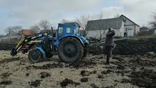 Оце дурконув 15 тонн Навозу в город Трактор Т-40АМ сама тяжка оранка...