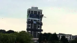 Massey Ferguson (AGCO) tower demolition brilliant view Banner lane,Coventry. - brilliant sound