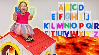 Learn the ABC with Maria Clara and Clau Santana – MC Divertida