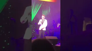 Nathan Carter singing “May the Road Rise to Meet You” at the finale show.