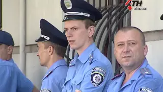 12.07.16 - Пикет под стенами облпрокуратуры. Активисты подозревают прокуроров в коррупционных схемах