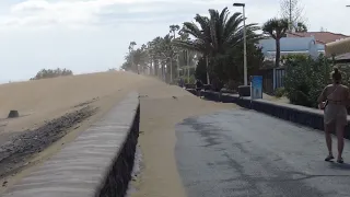 Realität Gran Canaria Maspalomas 24.4.24 Die Dünen sind unbezwingbar...wieder Land unter...