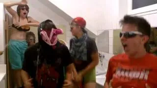 Harlem Shake : In the Bathroom