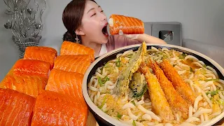 ASMR 대왕연어초밥 새우튀김 깻잎튀김 튀김우동 리얼먹방 :) Salmon sushi, Fried shrimp udon MUKBANG