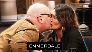 Paddy KISSES Chas | Emmerdale