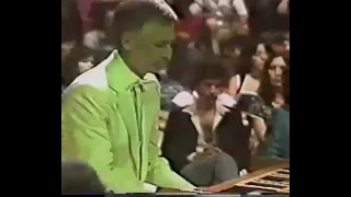 1981 LOVE IS BLUE - Paul Mauriat on TV in Caracas, Venezuela