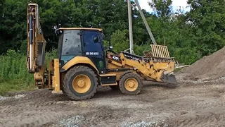 Обратная отсыпка фундамента бассейна. JCB 3 CX, CAT 432