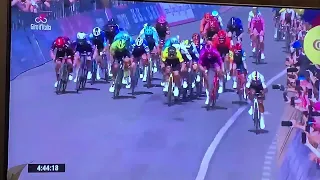 Giro d'Italia 2024, stage 9 final kilometer to the finish line