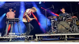 .::Glass Animals live @t Glastonbury 2015, 26 jun