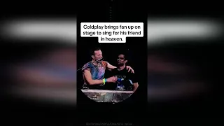 Coldplay concertgoers left moved as Chris Martin pulls fan on stage to sing tribute to late friend