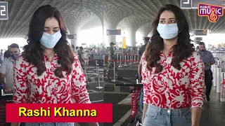 Rashi Khanna Spotted At Airport | Public Music