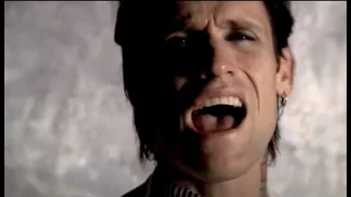 Buckcherry - Sorry (Official Music Video)