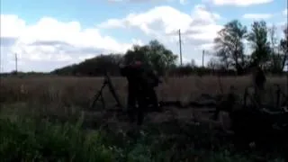 Украина АТО  Обстрел позиций Украинской армии из трофейного миномета  Август 2014