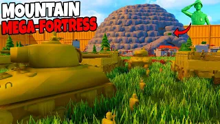 Green Army Men Mountain MEGA-FORTRESS Under Siege! - Attack on Toys