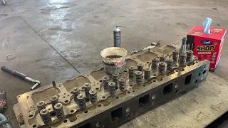 Changing injector cups on a Volvo D13