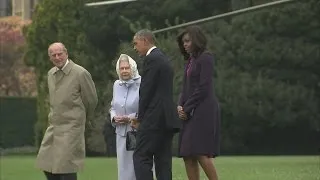 Queen welcomes Barack and Michelle Obama to Windsor Castle