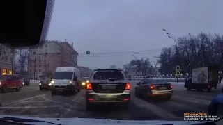 car crash: авария на Ленинском в реальном времени