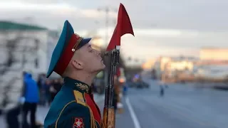 Итоги недели: ночные репетиции парада Победы в Екатеринбурге