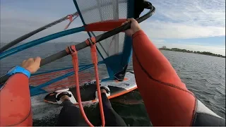 Windsurf - Slalom & jibe, medium wind