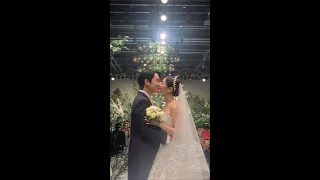 video of Kim Yuna giving a kiss to husband at wedding